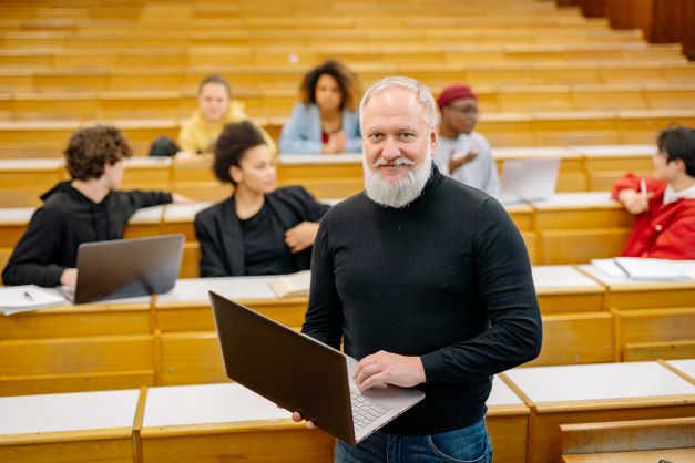 Professor
